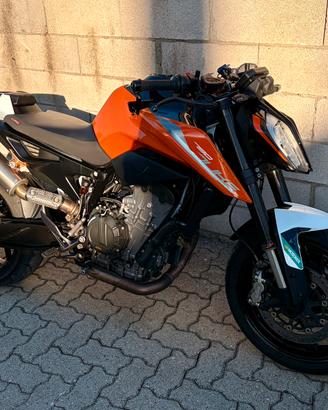 KTM Duke 790 105 cv