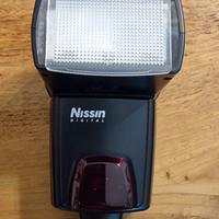 Flash Nissin D622 per Nikon
