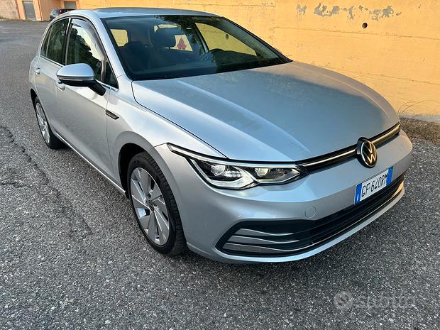 Golf 8ª serie 2.0 TDI 115cv Style WB6015