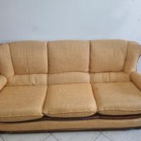 Divano 3 posti + Poltrona