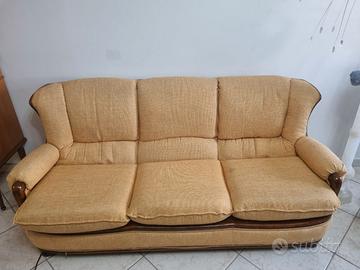 Divano 3 posti + Poltrona