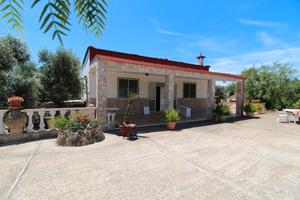Vendita villa c.da Spezzatarallo Martina Franca