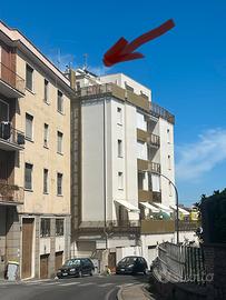 Privato affitta appartamento 5 piano c/terrazzo