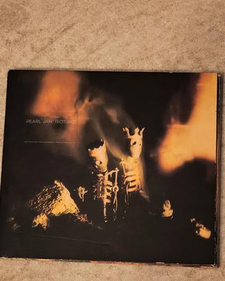 cd Pearl jam riot act 
