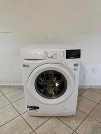 lavatrice electrolux Serie 600 SensiCare da 8kg