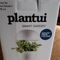 Smart garden Plantui