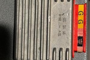 Regolatore di tensione piaggio vespa 3 PIN