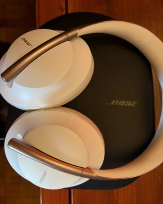 Bose Noise Cancelling Headphones 700