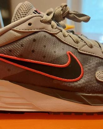 Nike Air Max Solo 