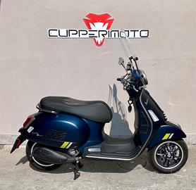 Vespa 300 GTS super tech