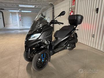 Piaggio Mp3 310 Sport con Accessori
