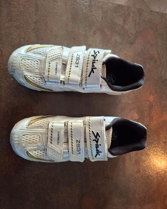 Scarpe SPIUK ZS31 per bici da corsa.
