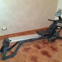 Vogatore per palestra domestica