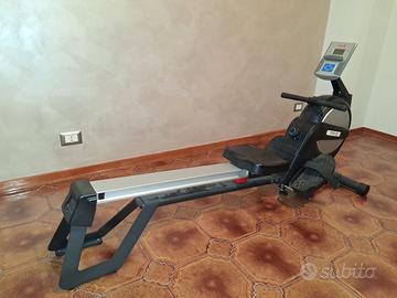 Vogatore per palestra domestica