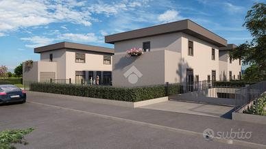 VILLA A SCHIERA A ROMANO DI LOMBARDIA