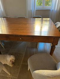 Tavolo antico in legno di ciliegio