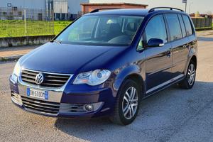 Volkswagen Touran 2.0 Metano 7 POSTI