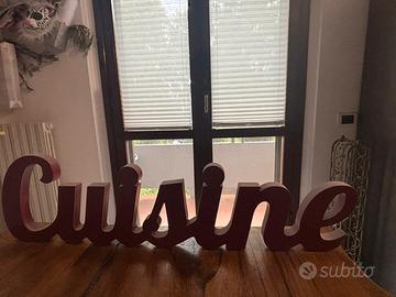 Insegna di plastica rossa
