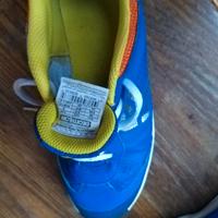 Scarpe ginnastica e escursioni