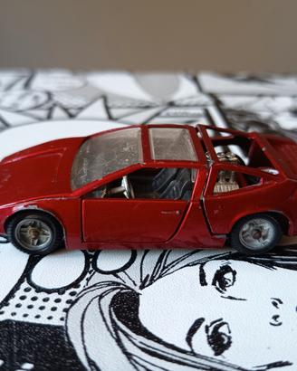 Auto Mattel Mebetoys Alfa Romeo Iguana. Scala 1:43