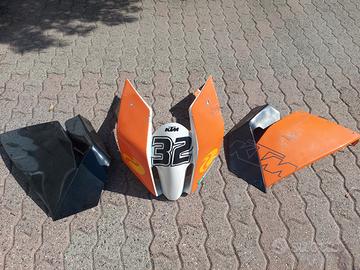 rc8 carene vetroresina 