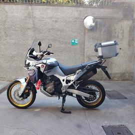 Honda Africa Twin CRF 1000 Adventure DCT