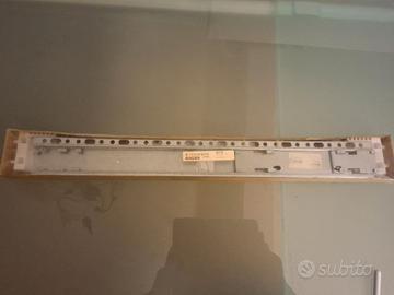 Binario Porta pensili IKEA BESTA 302.848.46