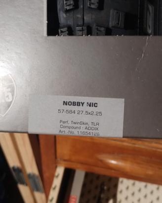 Copertone SCHWALBE NOBBY NIC 27.5x2.25