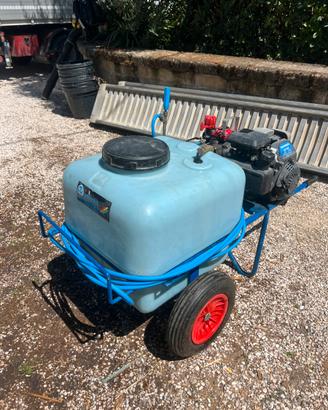 Pompa per trattamenti 120l