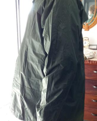 Completo da pioggia con cappuccio estraibile