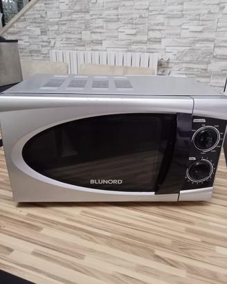 Forno a microonde Blunord 