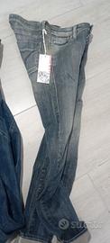 Stock Bermuda gaudi più jeans elastico nuovi con c