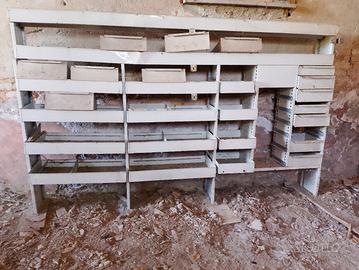 Scaffalature Con cassettiere 