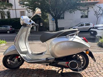 Piaggio Vespa Elettrica 70 CC