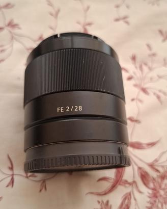 Sony FE 28mm f/2