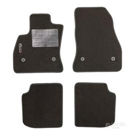 Tappetini in moquette per auto Fiat 500L 2017 con 