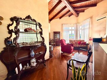Villa di 139 m² con 5 locali a Torino