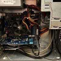 Pc desktop Asus . LEGGERE ATTENTAMENTE DESCRIZIONE