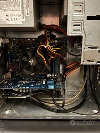 Pc desktop Asus . LEGGERE ATTENTAMENTE DESCRIZIONE