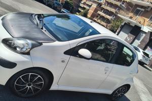 Aygo 5porte neopatentati 