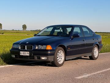 Bmw 318is Sedan NUOVA