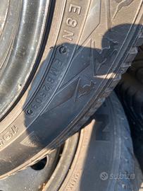 Gomme invernali + cerchioni Lancia y