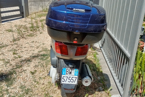 Yamaha versity 300