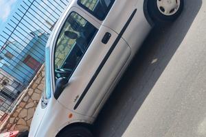 Opel funzionante