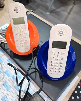 coppia di telefoni cordless marca Motorola