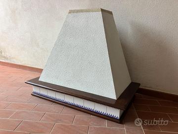 Cappa cucina a parete completa di aspirazione