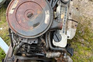 Motore nissan king cab d21 serie td25