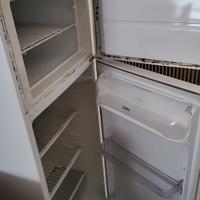 frigorifero  con maniglie