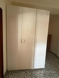 Armadio bianco