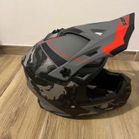 Casco motocross Befast